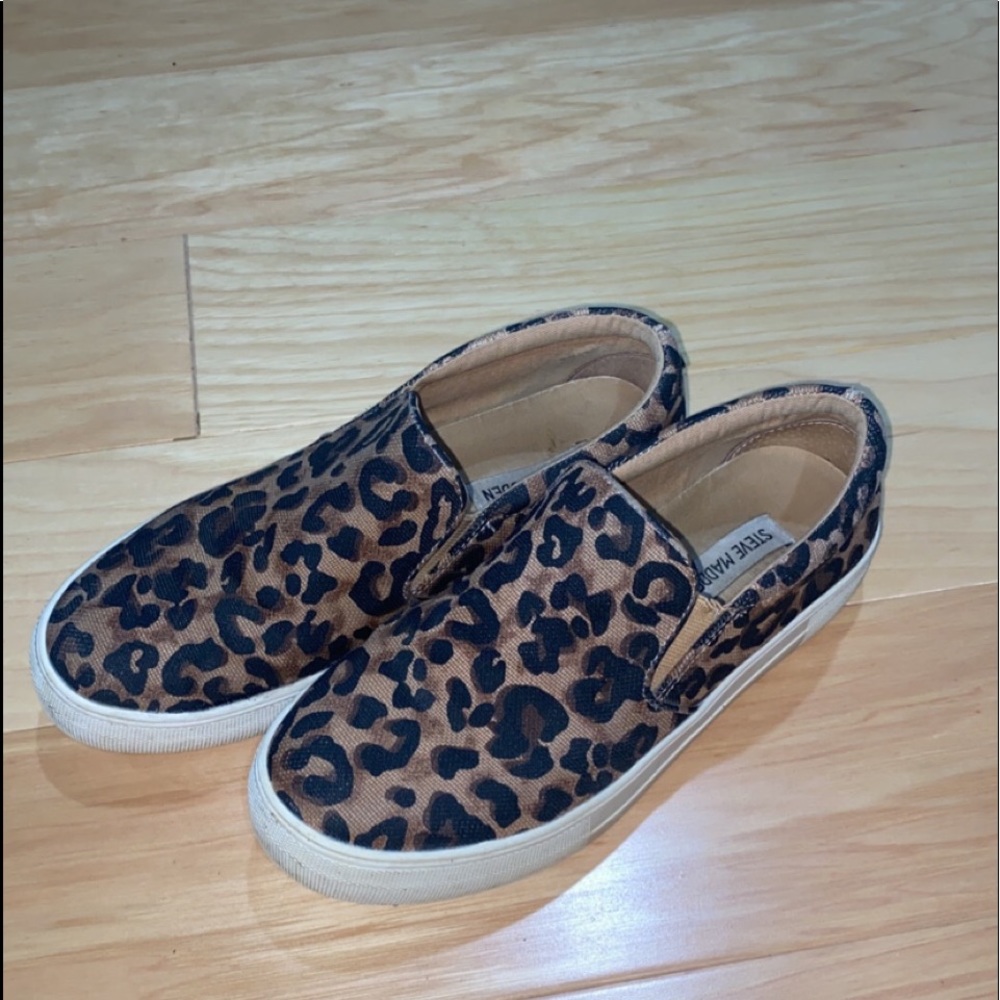 Steve Madden sneakers